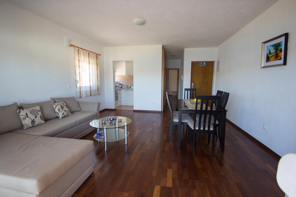 Apartments Kelic Trogir Rum bild