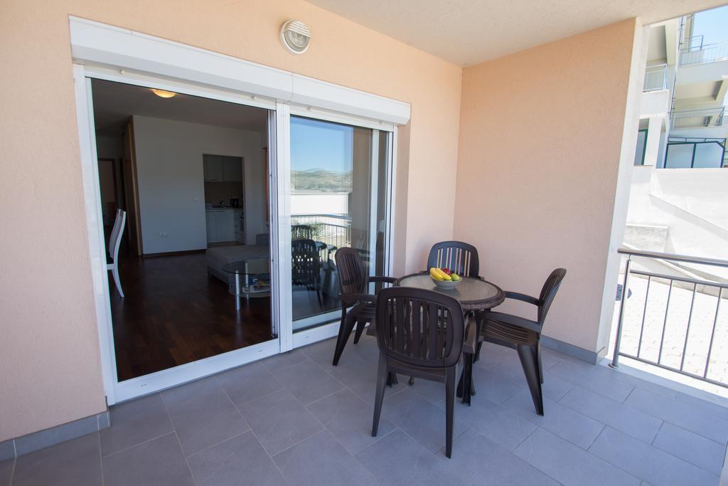 Apartments Kelic Trogir Rum bild